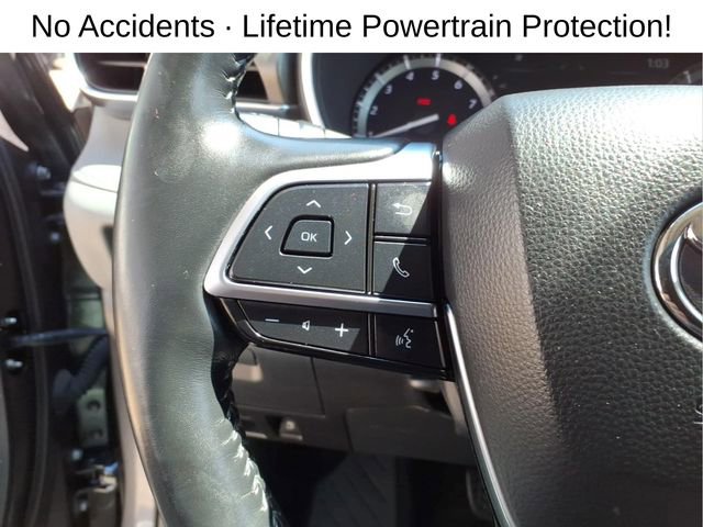 Used 2021 Toyota Highlander Limited image 16