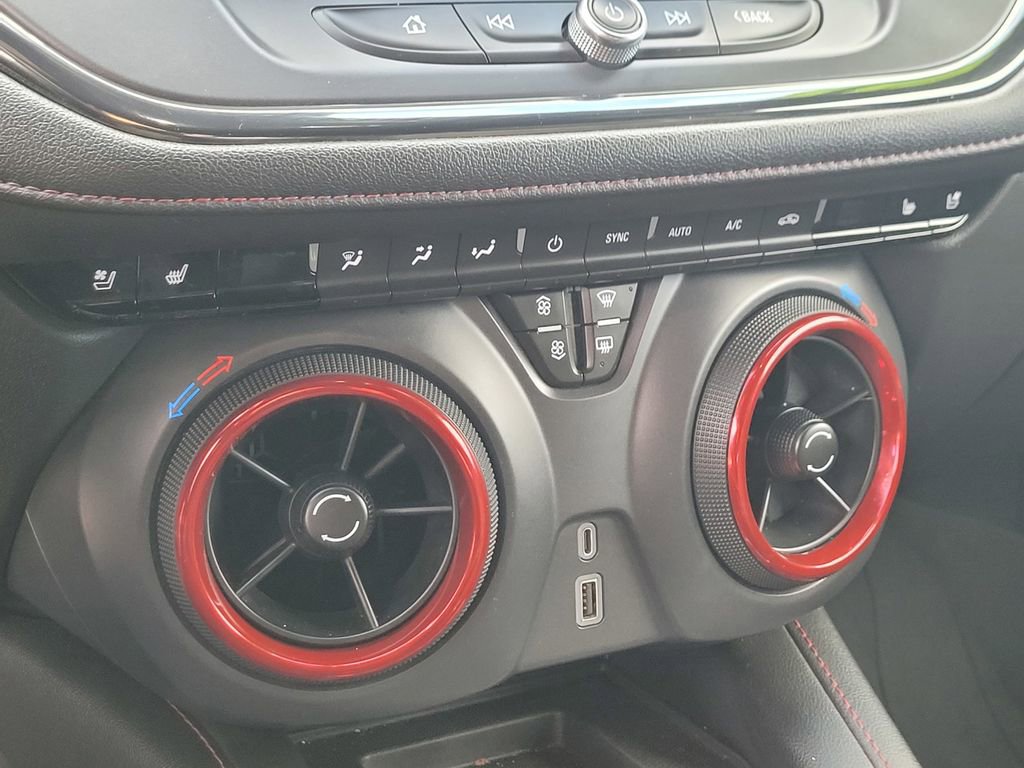 Used 2020 Chevrolet Blazer RS image 23