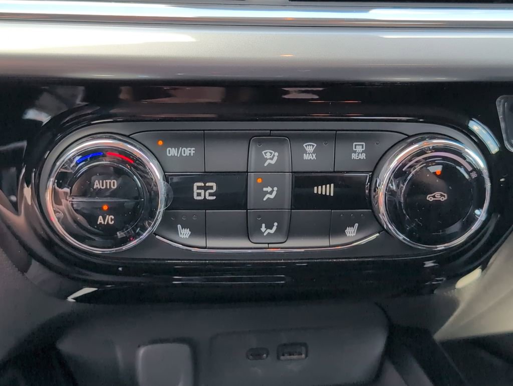 New 2026 Chevrolet Trax LT w/ Driver Confidence Package FWD image 20