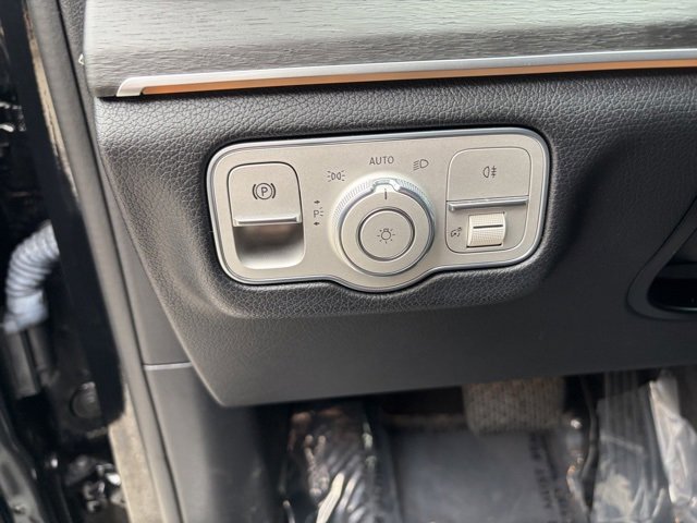 Used 2020 Mercedes-Benz GLS 450 4MATIC image 21