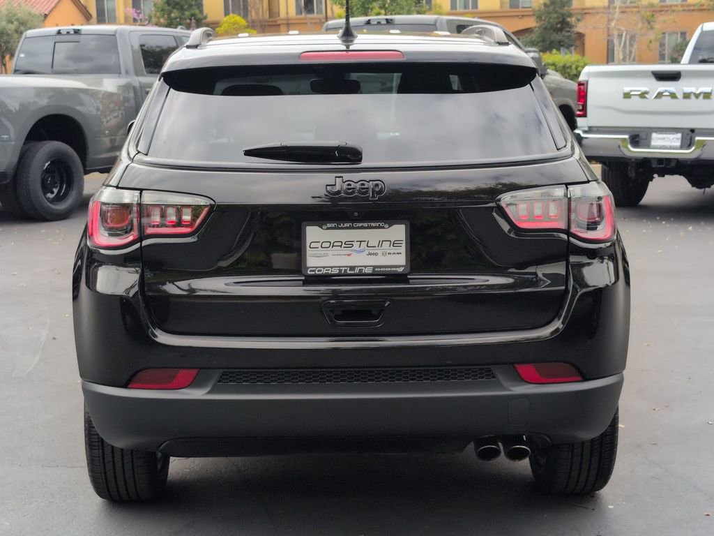 Certified 2022 Jeep Compass Altitude image 6