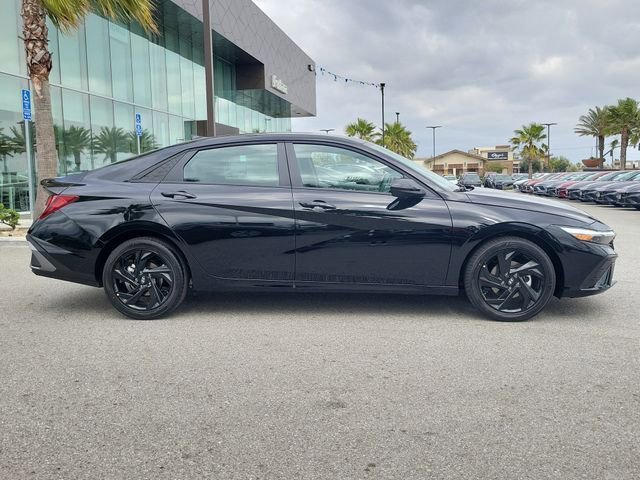 New 2026 Hyundai Elantra Sport FWD image 28
