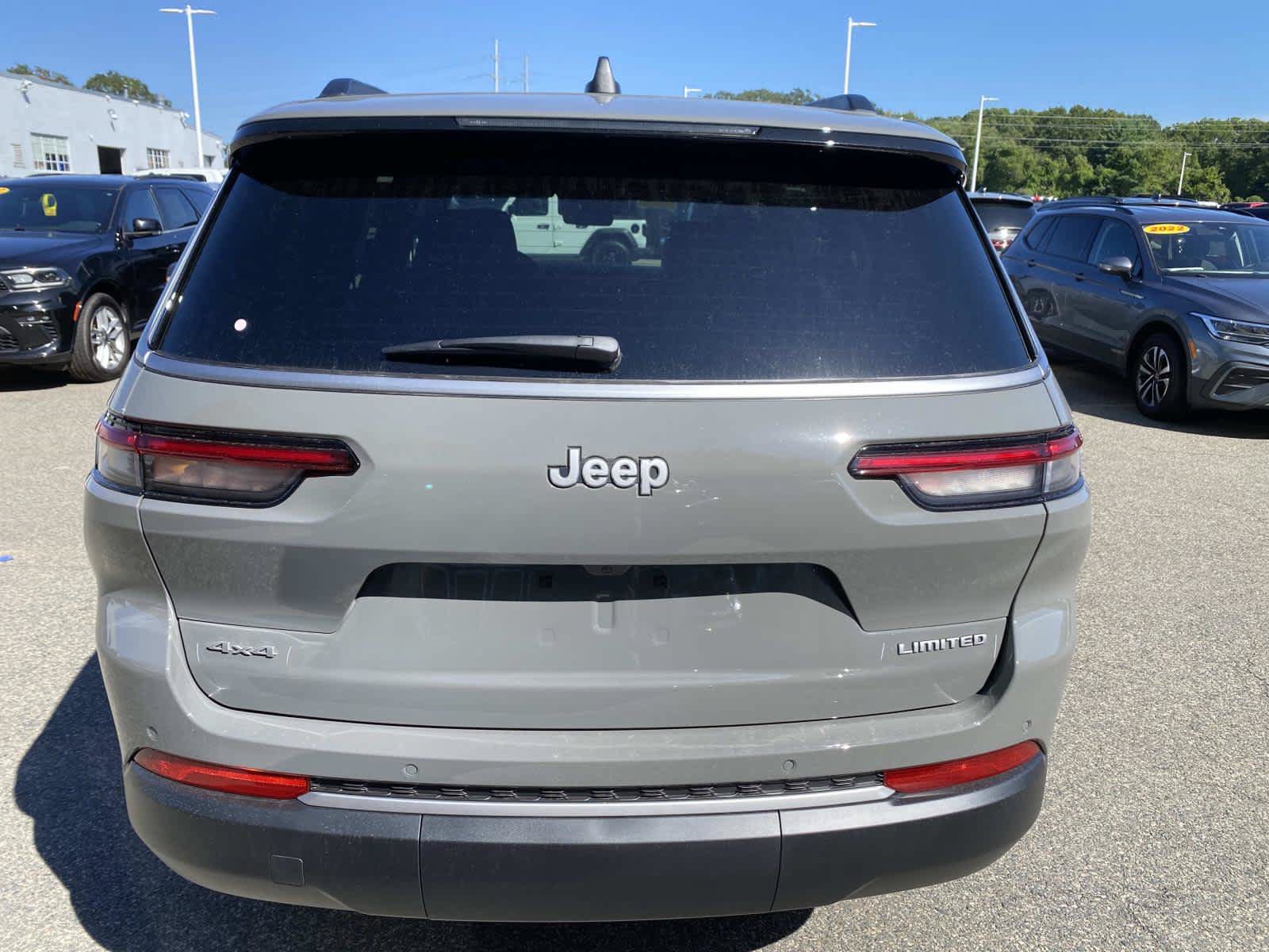 New 2027 Jeep Grand Cherokee L Limited AWD/4WD image 4