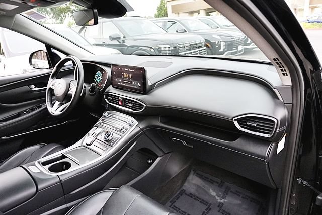 Used 2021 Hyundai Santa Fe Limited AWD/4WD image 11