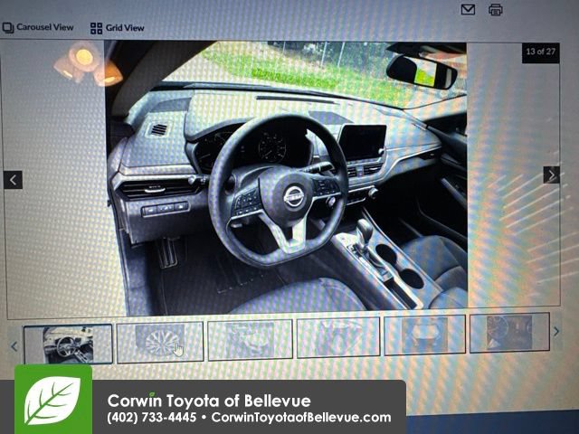 Used 2025 Nissan Altima 2.5 SV FWD image 12