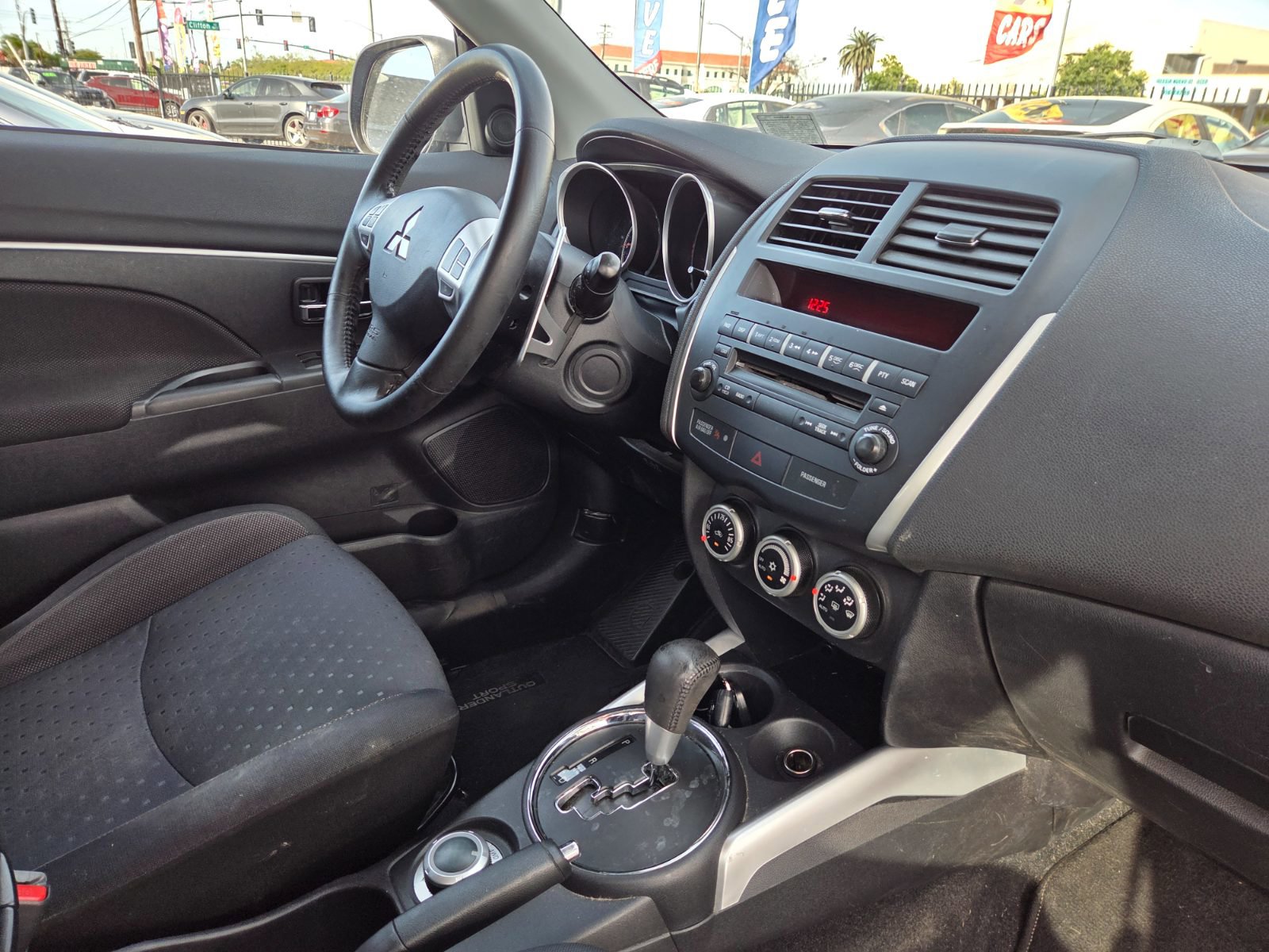 Used 2011 Mitsubishi Outlander Sport SE image 16