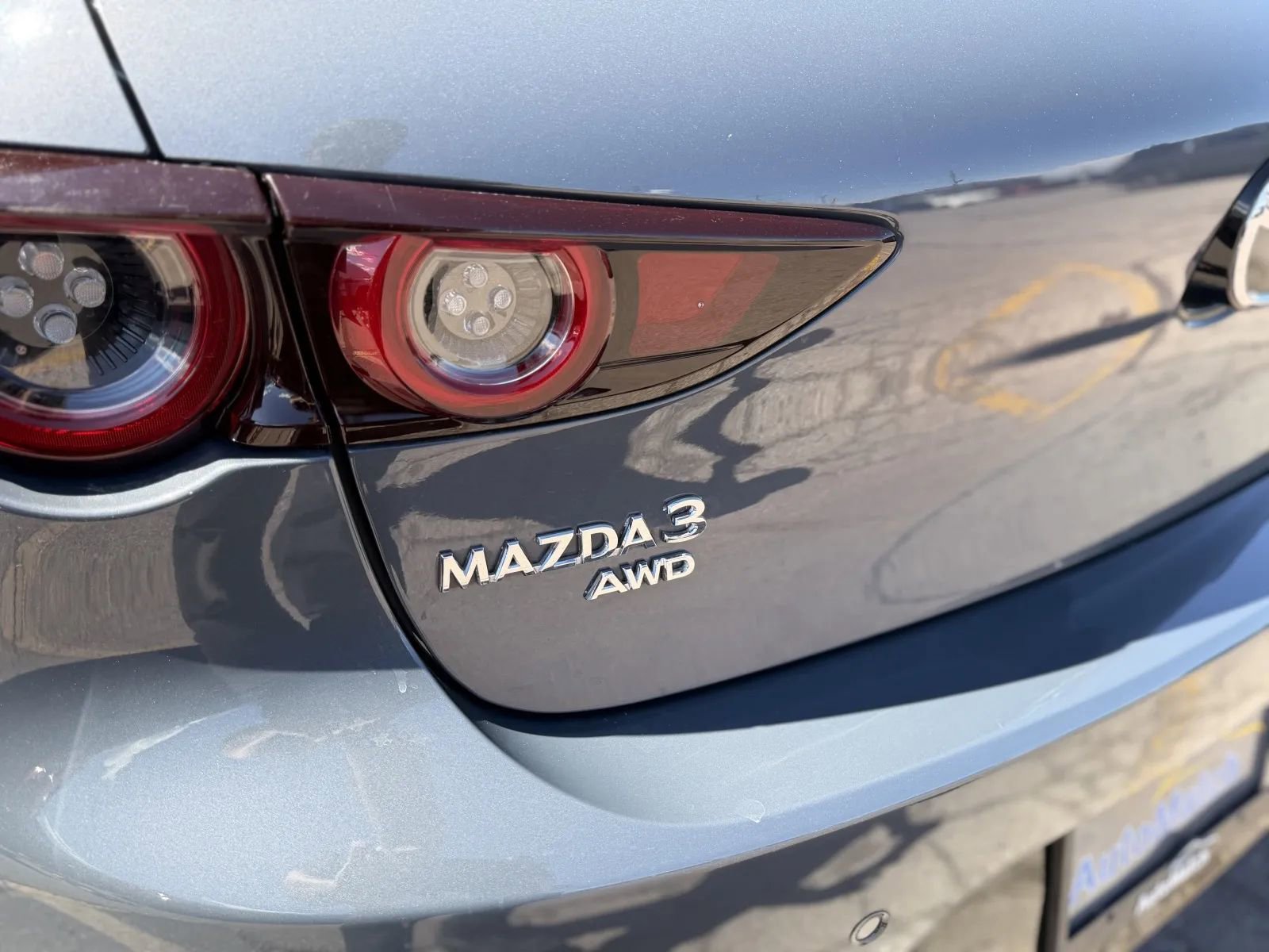 Used 2021 MAZDA MAZDA3 Hatchback w/Premium Plus Pkg AWD/4WD image 39