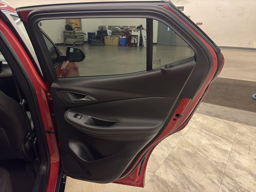 Used 2024 Buick Encore GX Sport Touring image 16