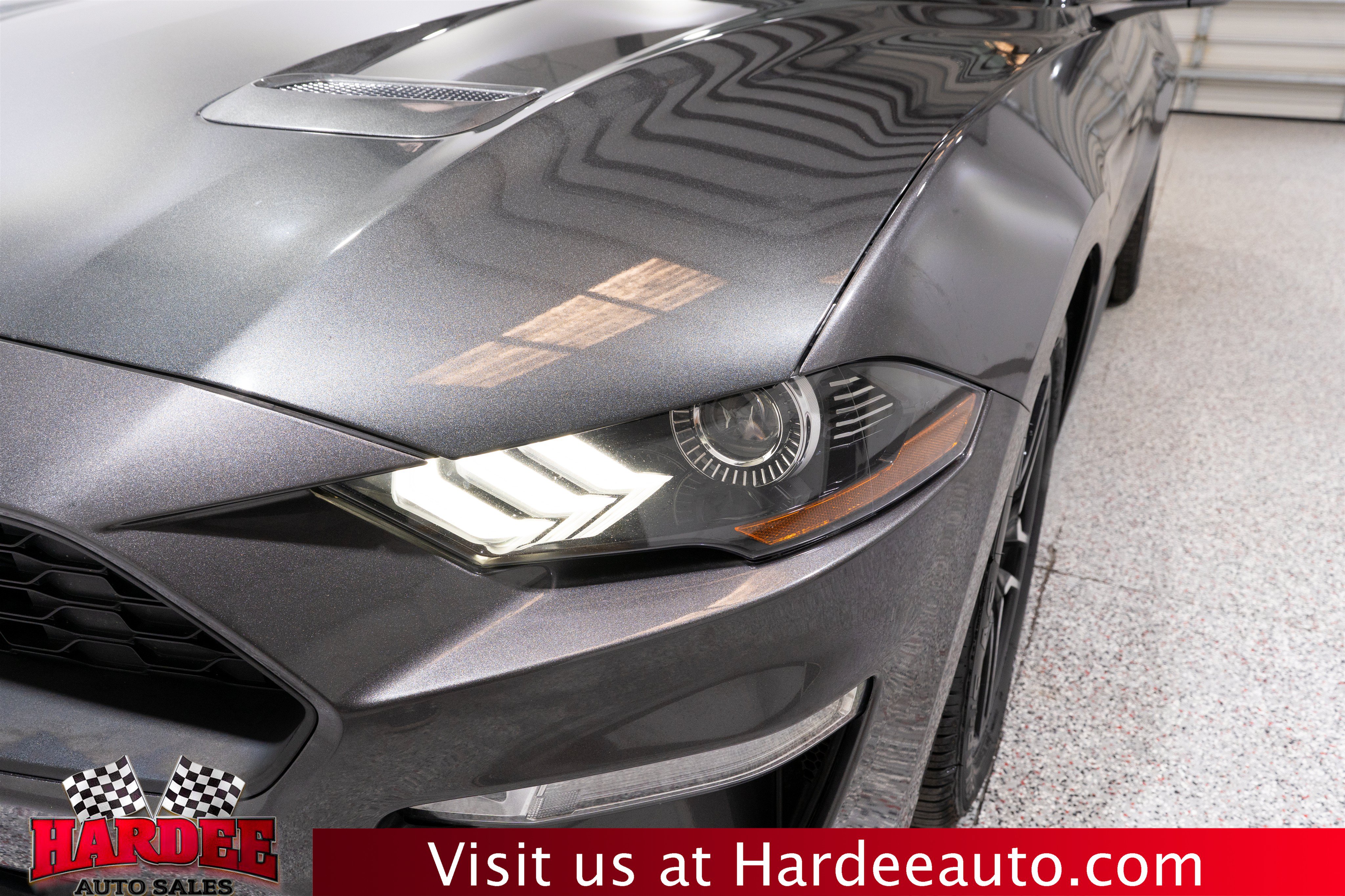 Used 2018 Ford Mustang Premium RWD image 11