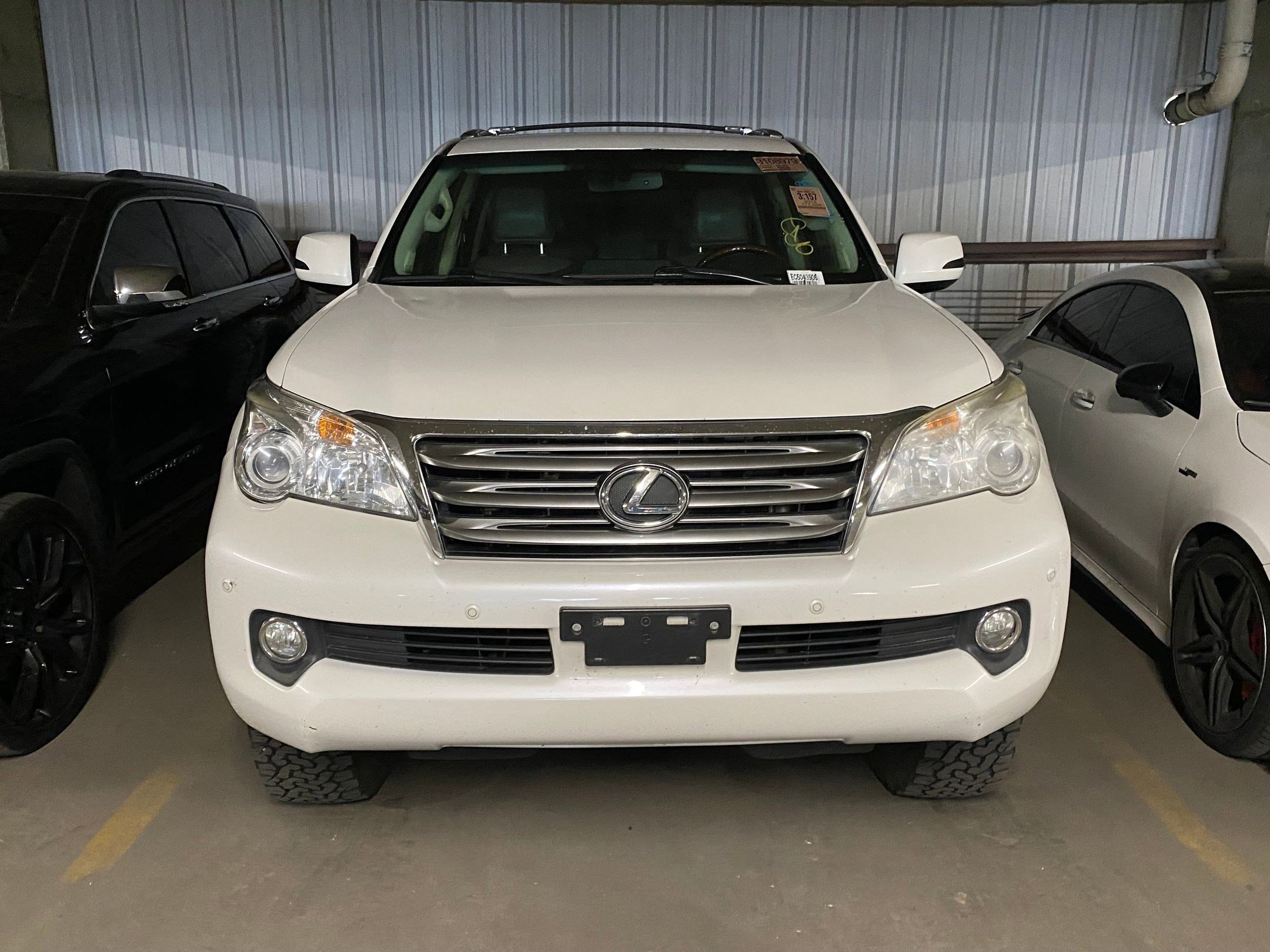 Used 2012 Lexus GX 460 image 3