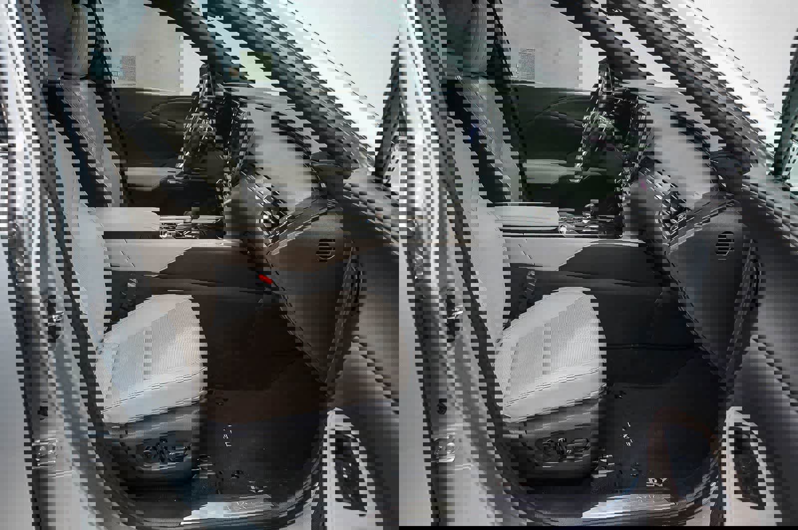 Used 2023 Lexus RX 350 Premium Plus w/ Cold Area Package image 17