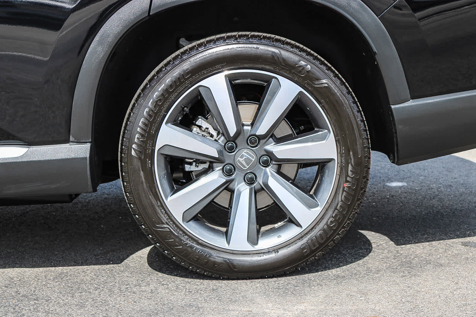 Certified 2025 Honda Pilot Elite image 8