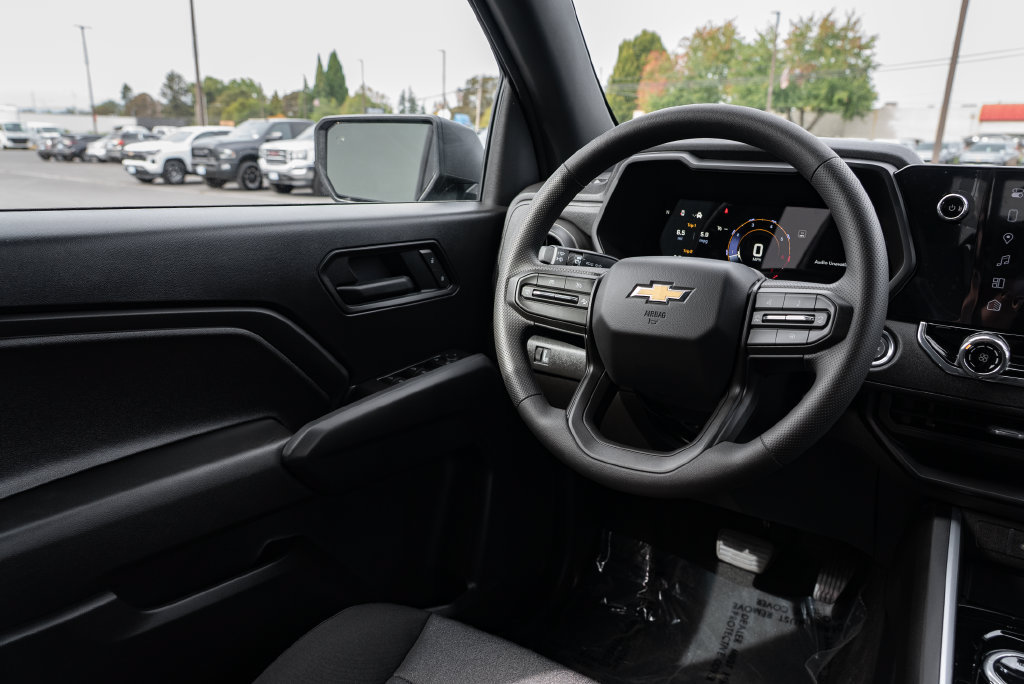 New 2026 Chevrolet Colorado W/T w/ WT Custom Package AWD/4WD image 11