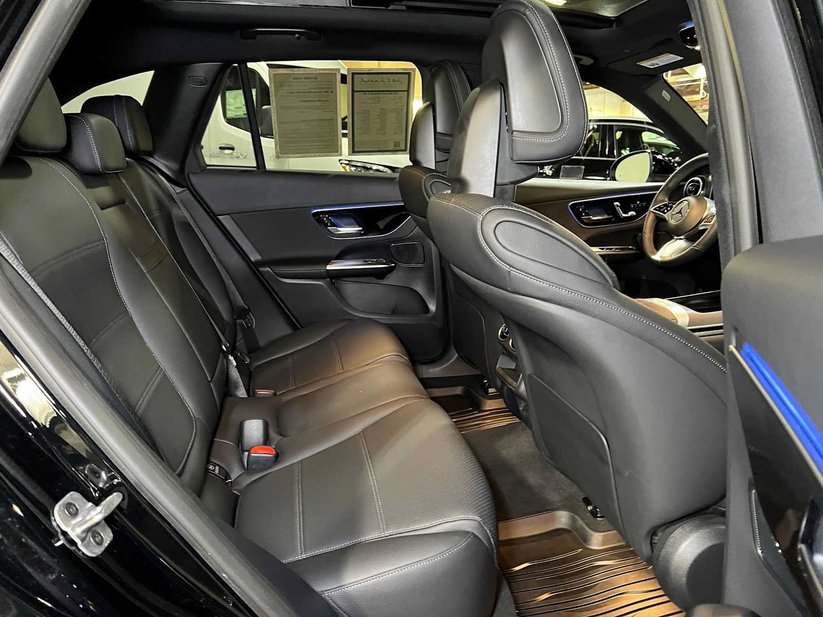 Used 2026 Mercedes-Benz GLC 300 4MATIC image 13