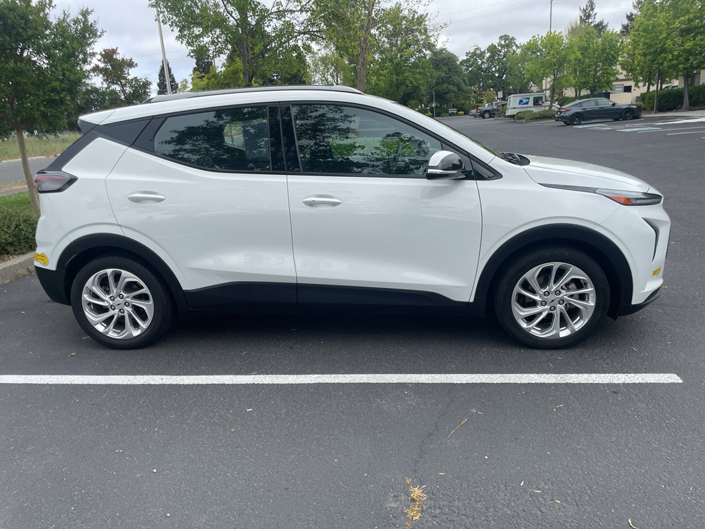 Used 2022 Chevrolet Bolt EUV LT FWD image 10