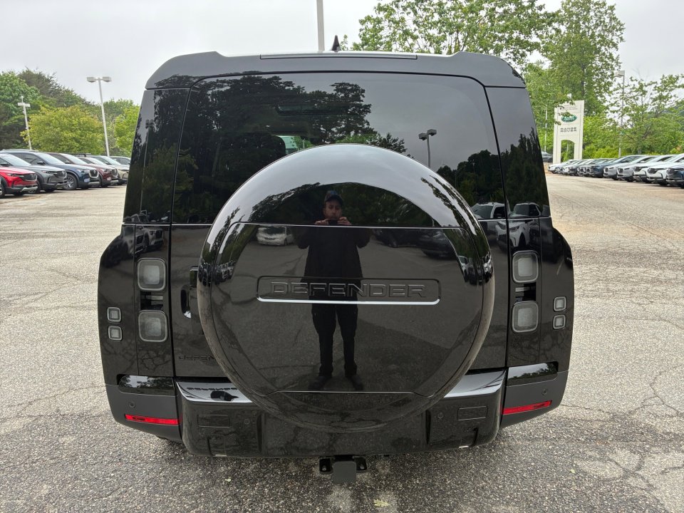 New 2026 Land Rover Defender 130 S AWD/4WD image 14