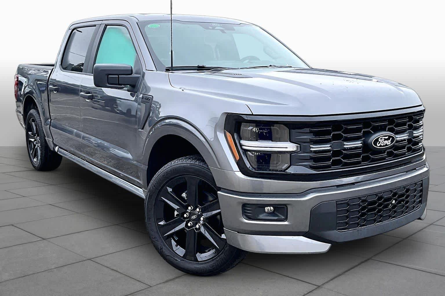 Used 2026 Ford F150 STX w/ F-150 LOBO Package AWD/4WD image 3