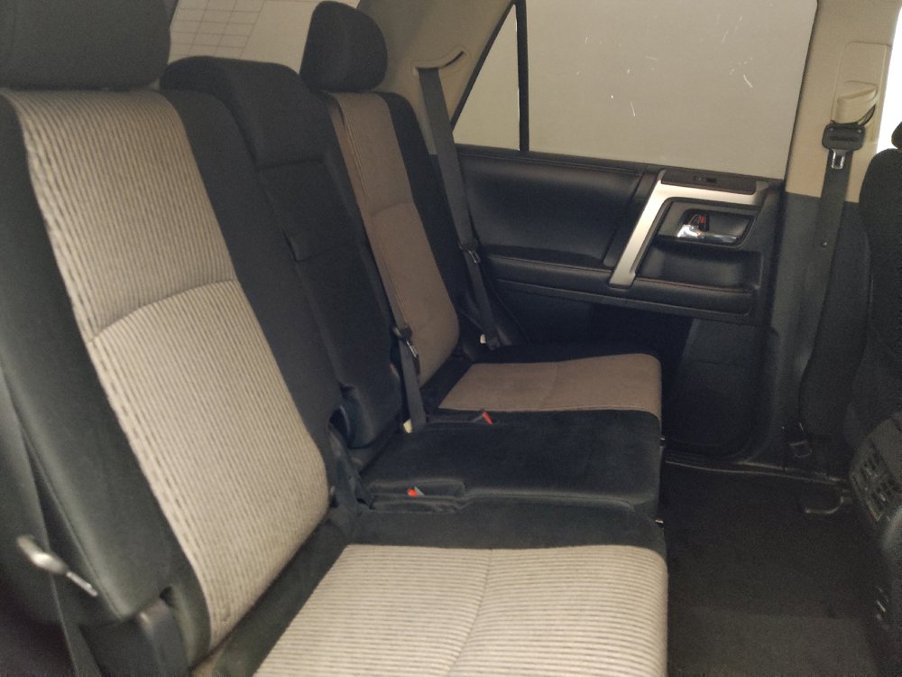 Used 2017 Toyota 4Runner SR5 image 19