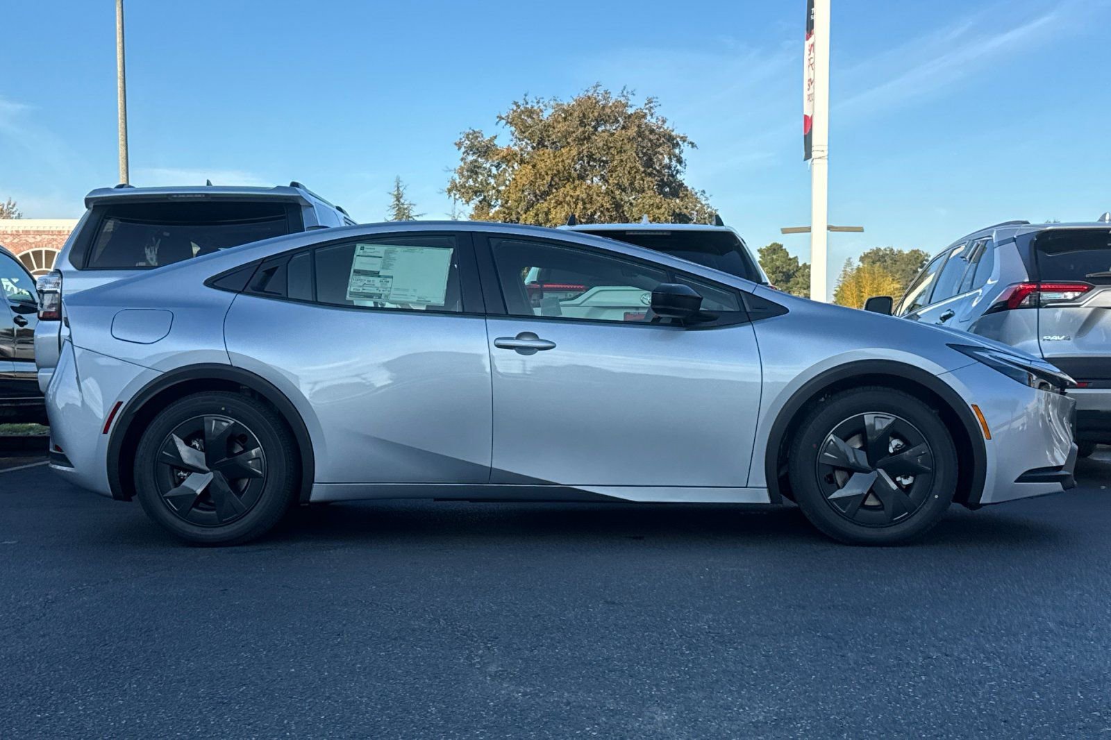 New 2026 Toyota Prius Plug-In Hybrid image 9