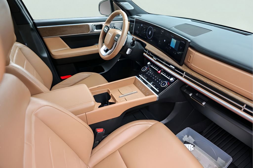 Used 2024 Hyundai Santa Fe Limited image 34