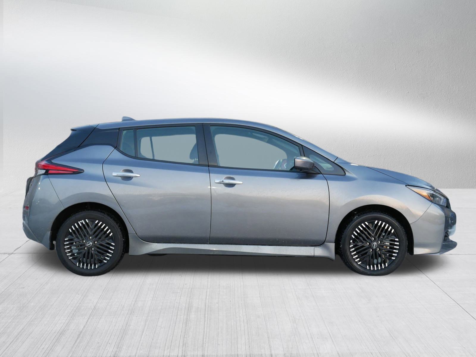 Certified 2024 Nissan Leaf SV Plus image 8