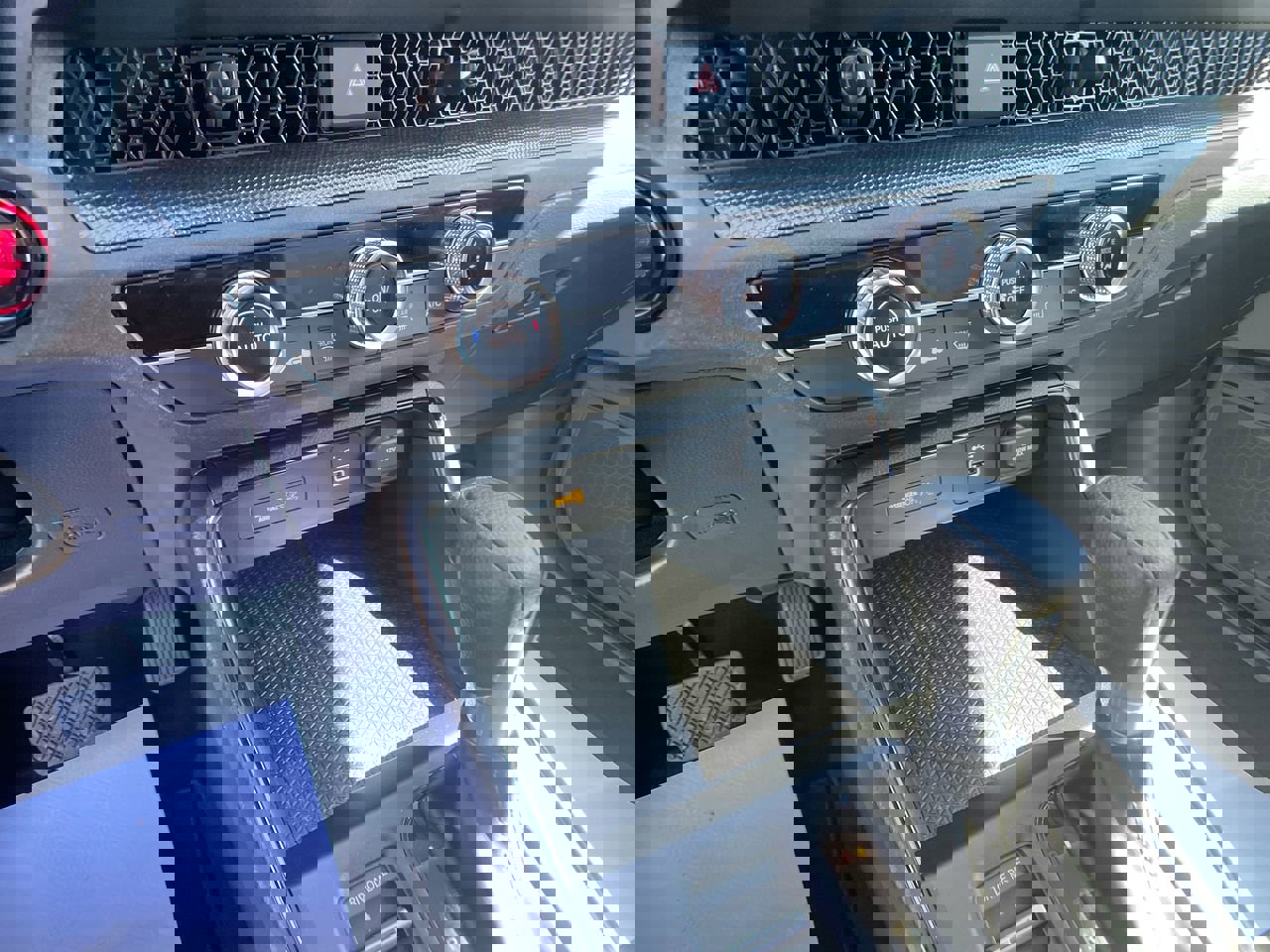 Certified 2025 Honda CR-V LX image 18