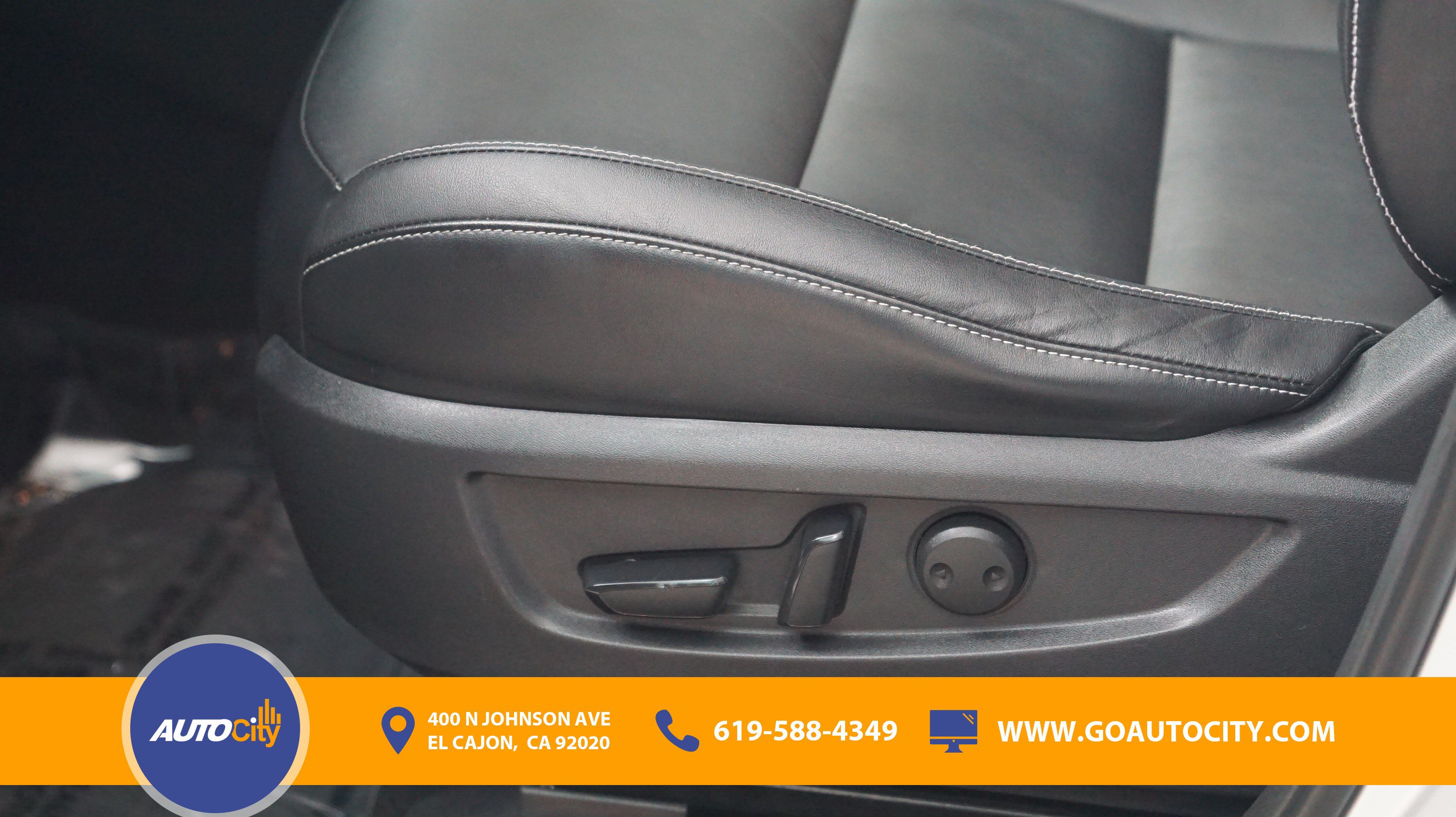 Used 2019 INFINITI QX50 Luxe FWD image 18