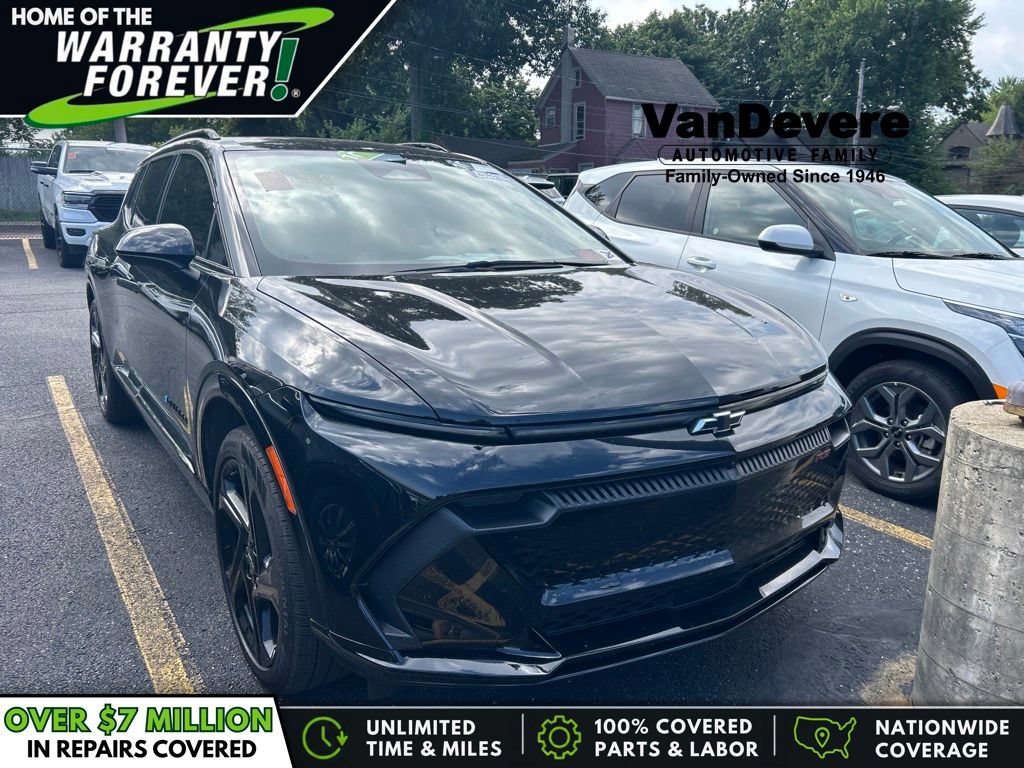 Used 2025 Chevrolet Equinox EV RS FWD image 1