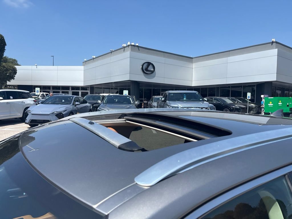 Certified 2022 Lexus RX 350 FWD w/ Premium Package image 10