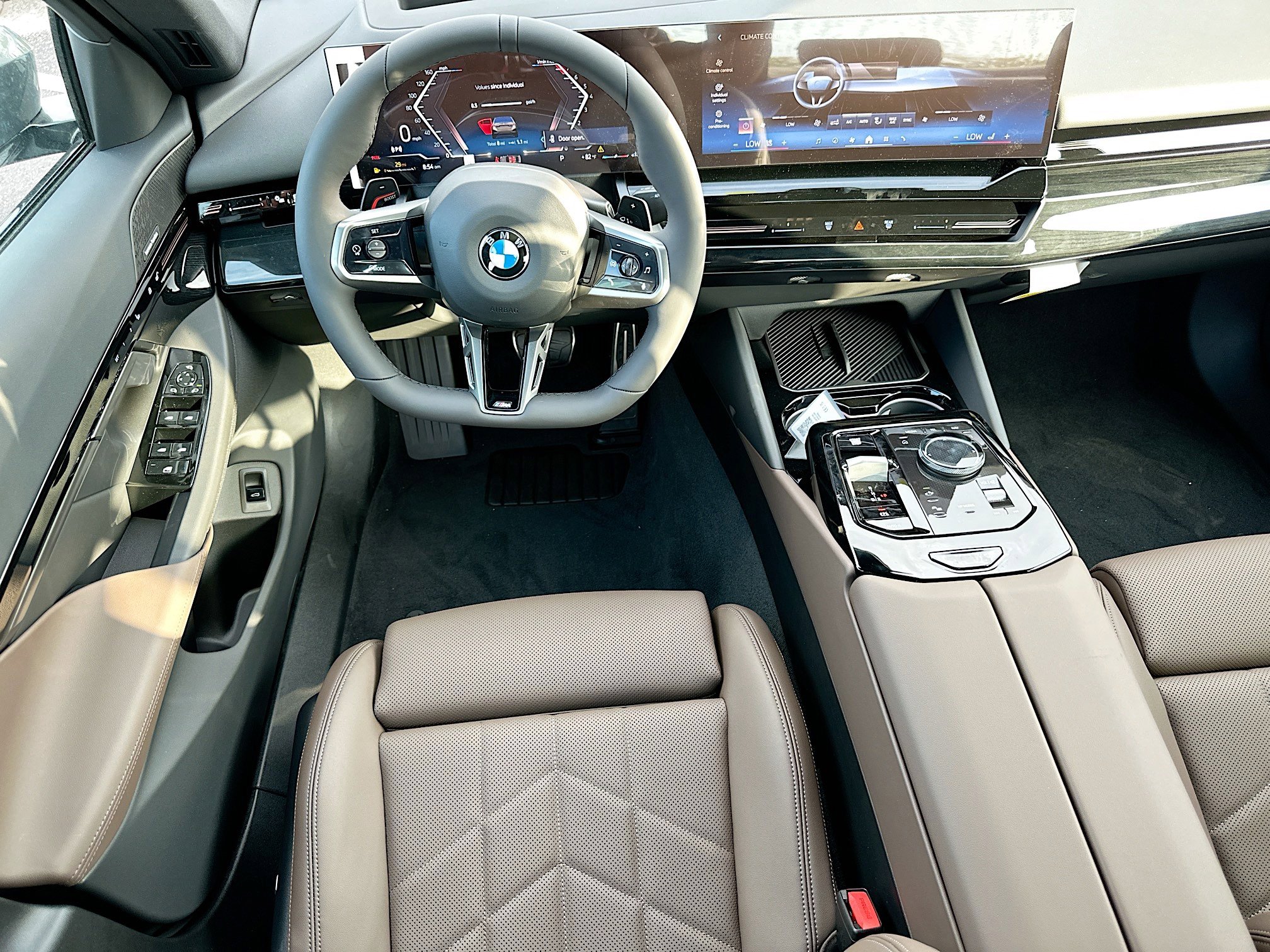 New 2026 BMW 530i w/ M Sport Package image 17