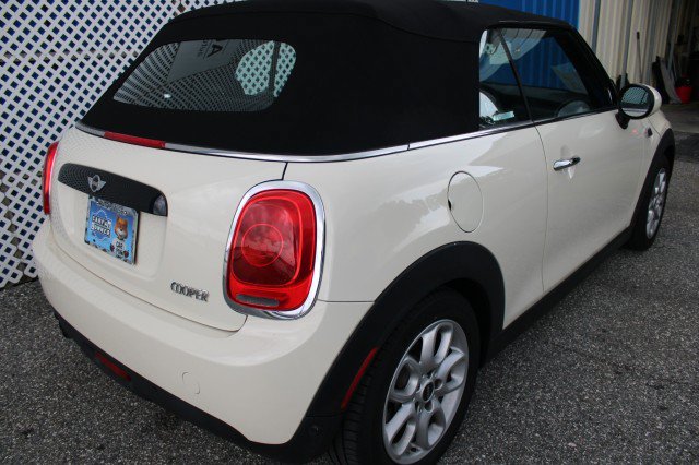Used 2018 MINI Cooper Convertible FWD image 14