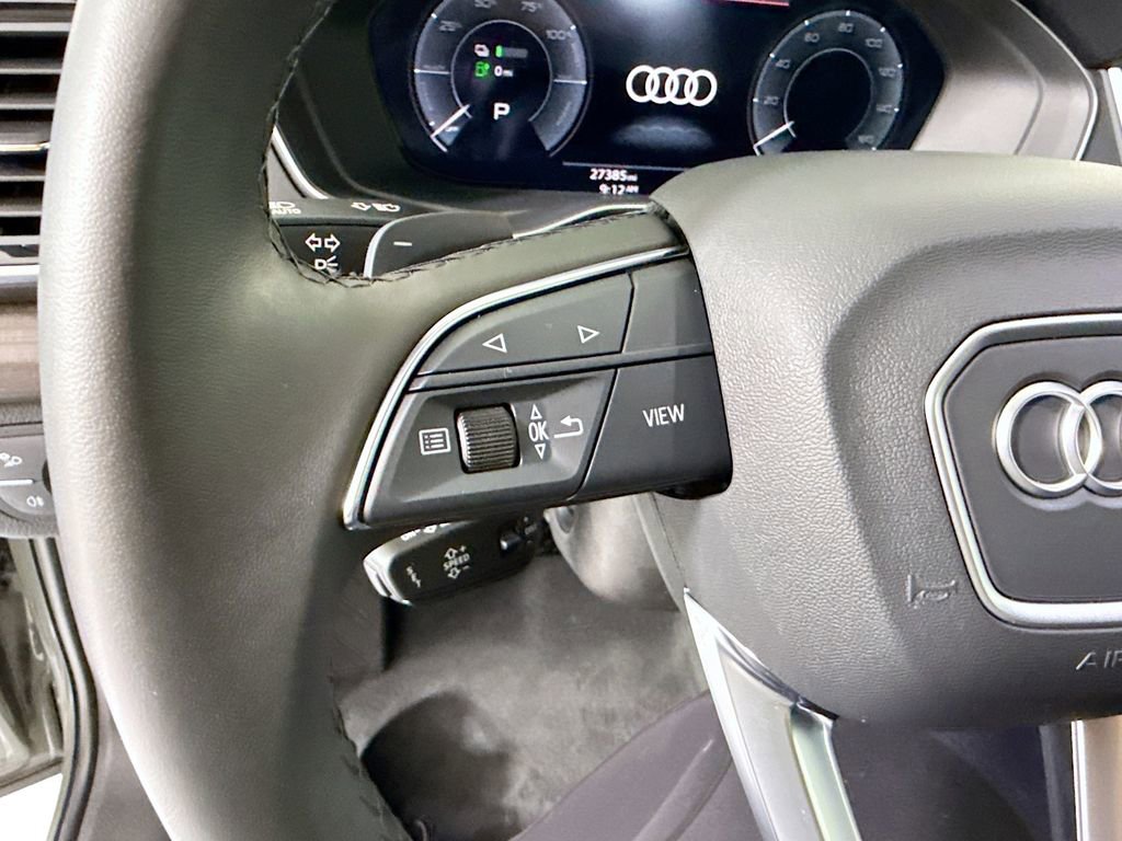 Used 2023 Audi Q5 e Premium Plus w/ Premium Plus Package image 11
