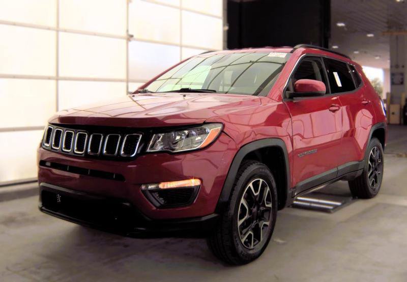 Used 2018 Jeep Compass Latitude w/ Cold Weather Group AWD/4WD image 5
