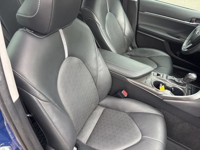 Used 2023 Toyota Camry XSE FWD image 25