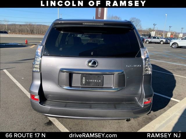 Used 2022 Lexus GX 460 Premium image 4