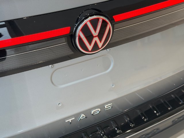 New 2027 Volkswagen Taos S FWD image 13
