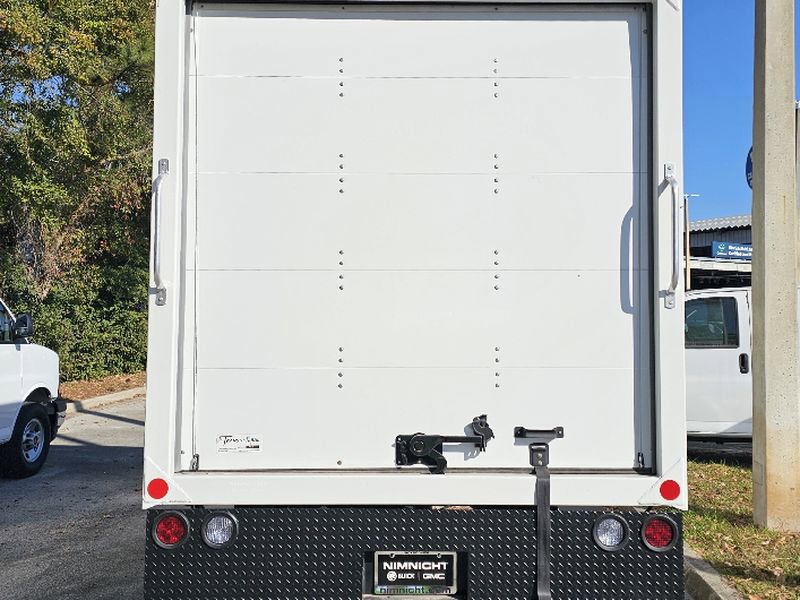 New 2025 GMC Savana 3500 w/ Power Convenience Package RWD image 4