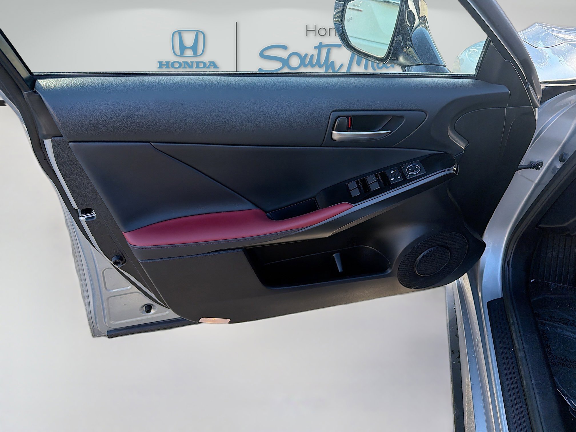 Used 2025 Lexus IS 300 w/ Comfort Package image 19