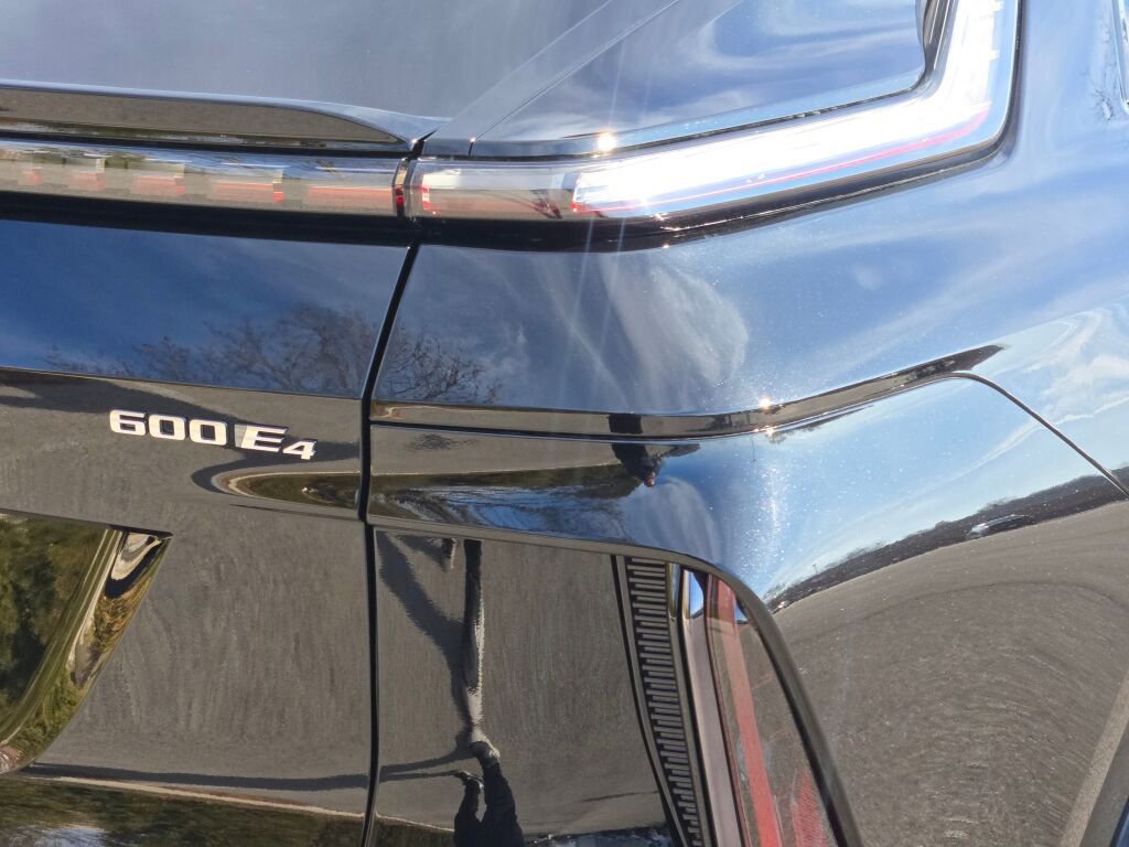 New 2026 Cadillac Lyriq Signature Sport image 12