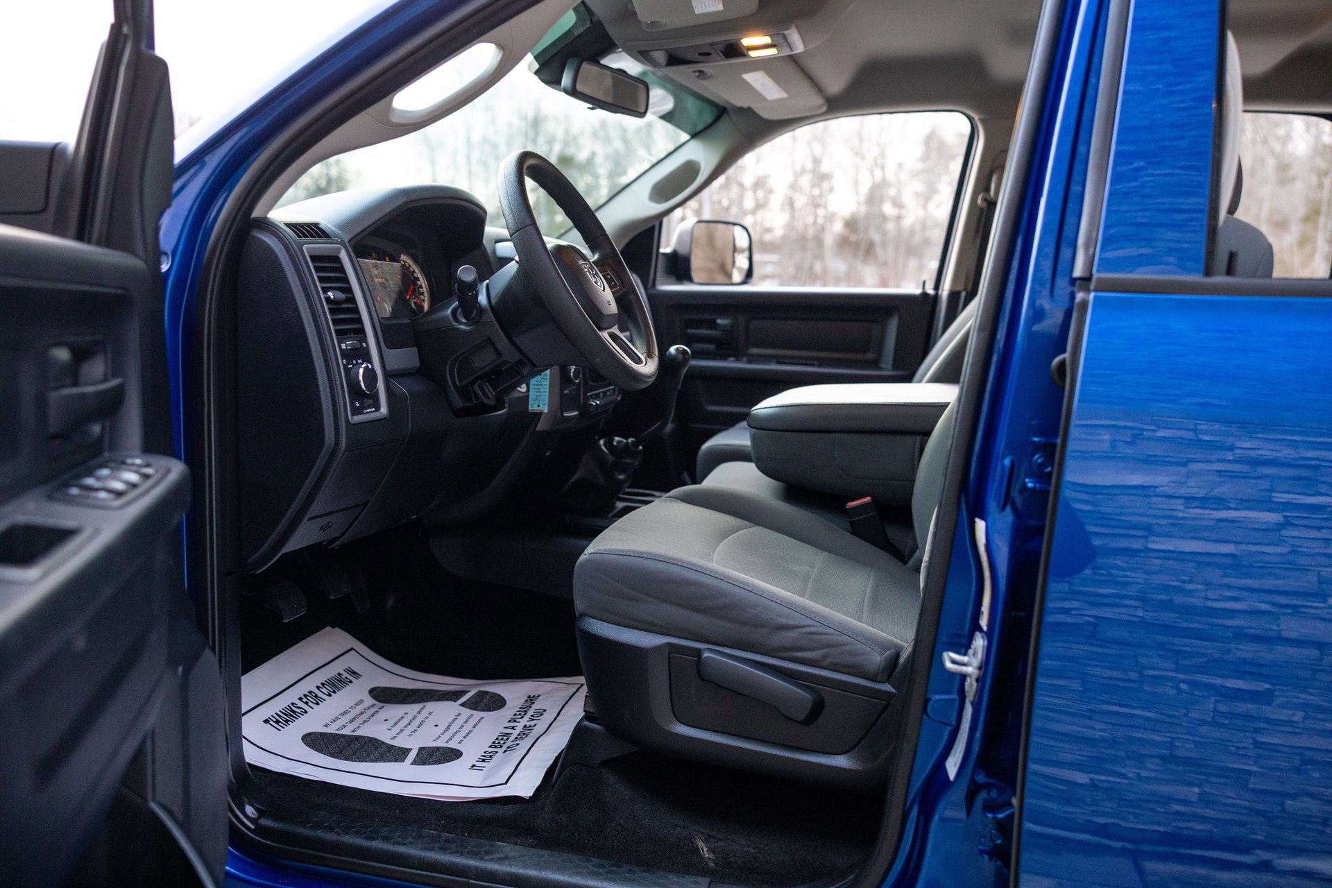 Used 2015 RAM 2500 Tradesman w/ Chrome Appearance Group image 29