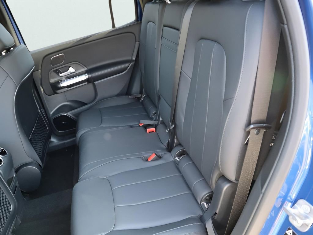 New 2026 Mercedes-Benz GLB 250 4MATIC image 23
