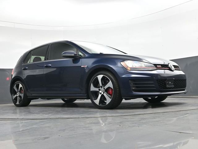 Used 2017 Volkswagen GTI SE FWD image 29