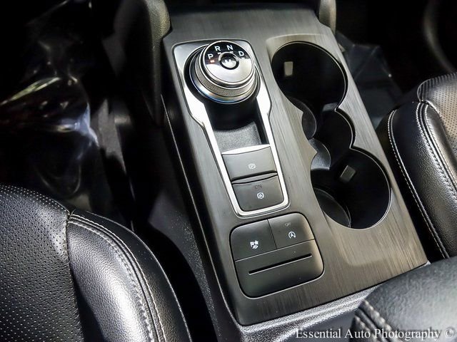Used 2020 Ford Escape SEL image 18