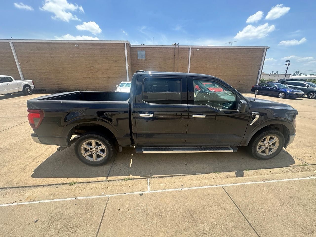 Certified 2024 Ford F150 XLT w/ Mobile Office Package RWD image 13