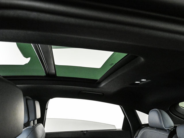 Certified 2023 Audi e-tron Prestige w/ Prestige Package image 20