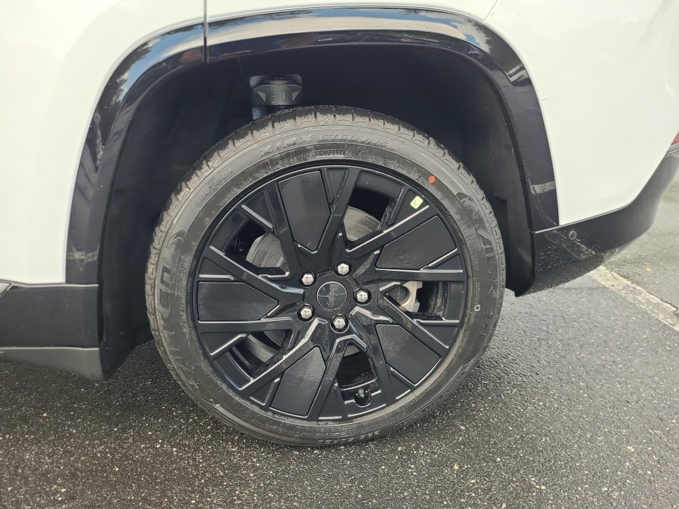 New 2025 Jeep Wagoneer Launch Edition image 22