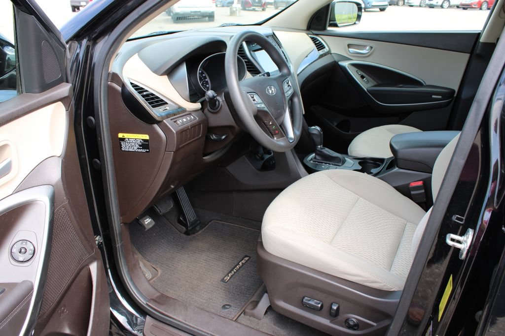 Used 2018 Hyundai Santa Fe Sport w/ 2.4L Value Package 02 FWD image 11