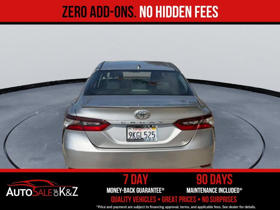 Used 2021 Toyota Camry SE FWD image 4