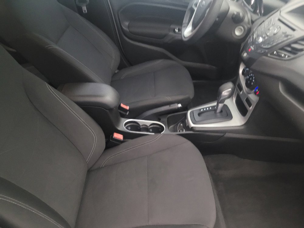 Used 2019 Ford Fiesta SE FWD image 21