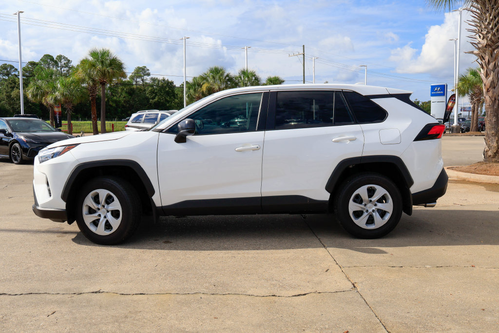 Used 2025 Toyota RAV4 LE FWD image 26